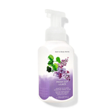 Bath & Body Works - Foaming Soap - Fresh Cut Lilacs 259ml